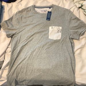 Men’s Large Gray Original Penguin T-shirt